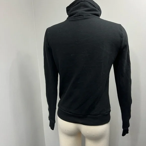 VS Black‎ Color Block Sweater - Picture 6 of 12